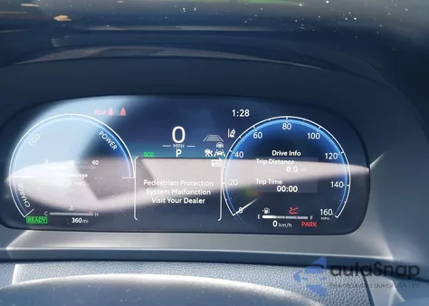 2025 Toyota Crown Signia Xle z USA, uszkodzony, nr VIN JTDACAAJ6S3005519